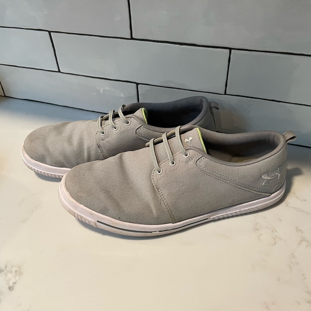 Men's Under Armour shoes, size 10
